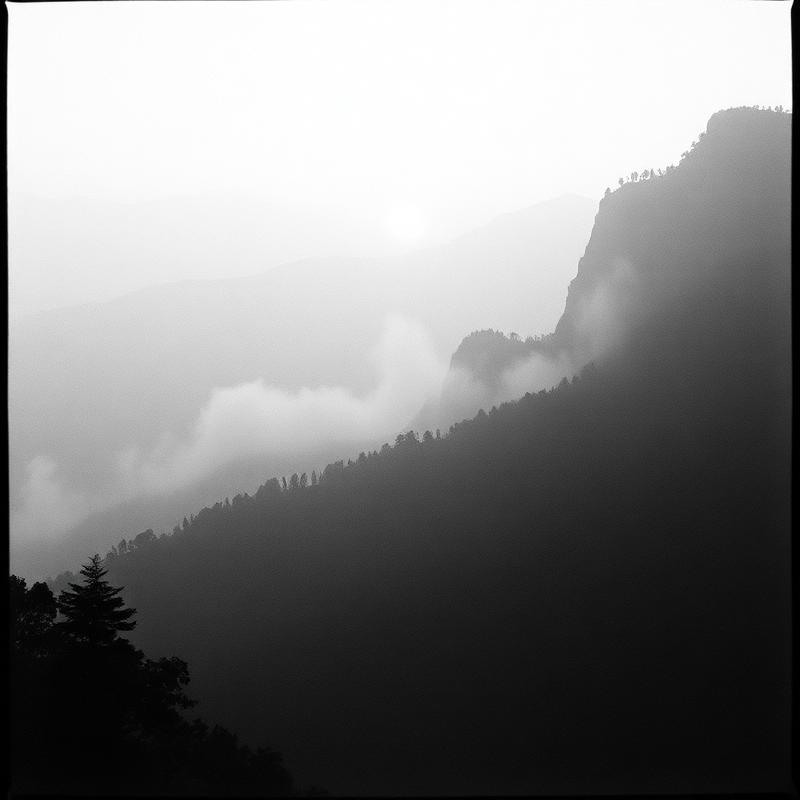 Paysage de montagne au lever du jour